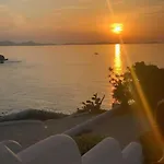 Grotta Sunset Escape Апартаменты *